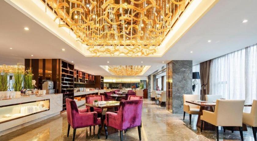 Chengdu Rising Butterfly Hotel Exterior foto