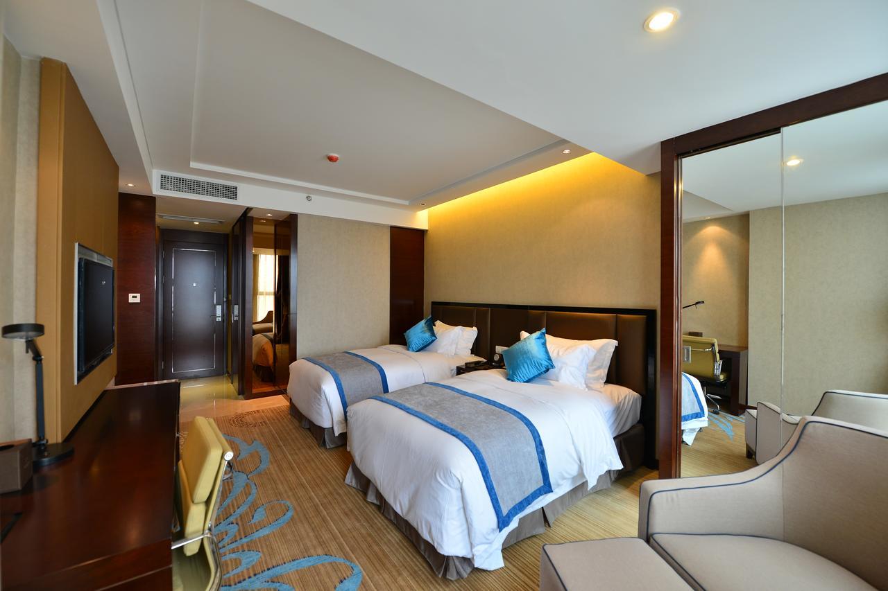 Chengdu Rising Butterfly Hotel Exterior foto